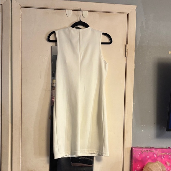 Chic Cream Sleeveless Mini Dress - Picture 2 of 2